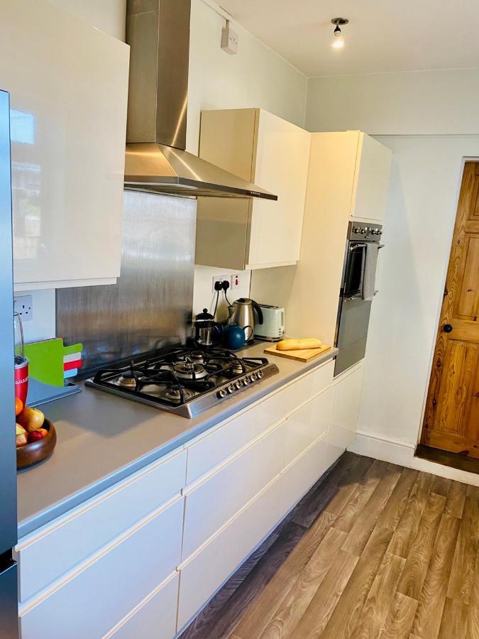 Casa de férias Spacious Victorian Family Town House, Sleeps 7, Near Centre