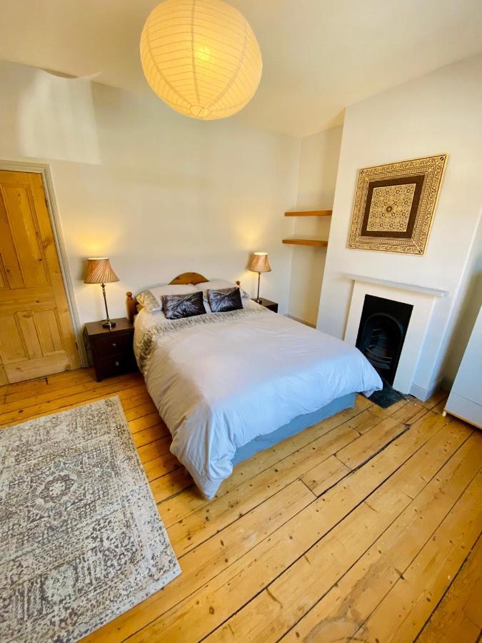 Casa de férias Spacious Victorian Family Town House, Sleeps 7, Near Centre York